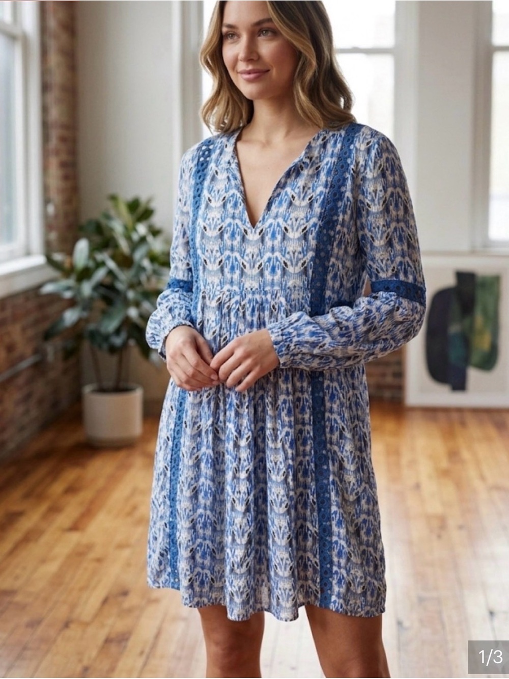 Ella Moss Blue Patterned V-Neck Long Sleeve Mini Dress